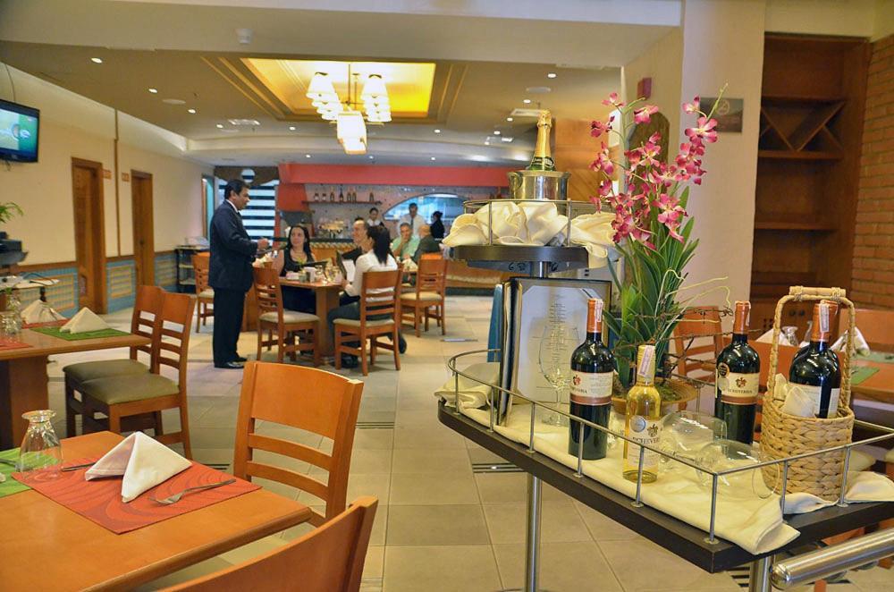 Hotel Chacao Suites Caracas Ngoại thất bức ảnh