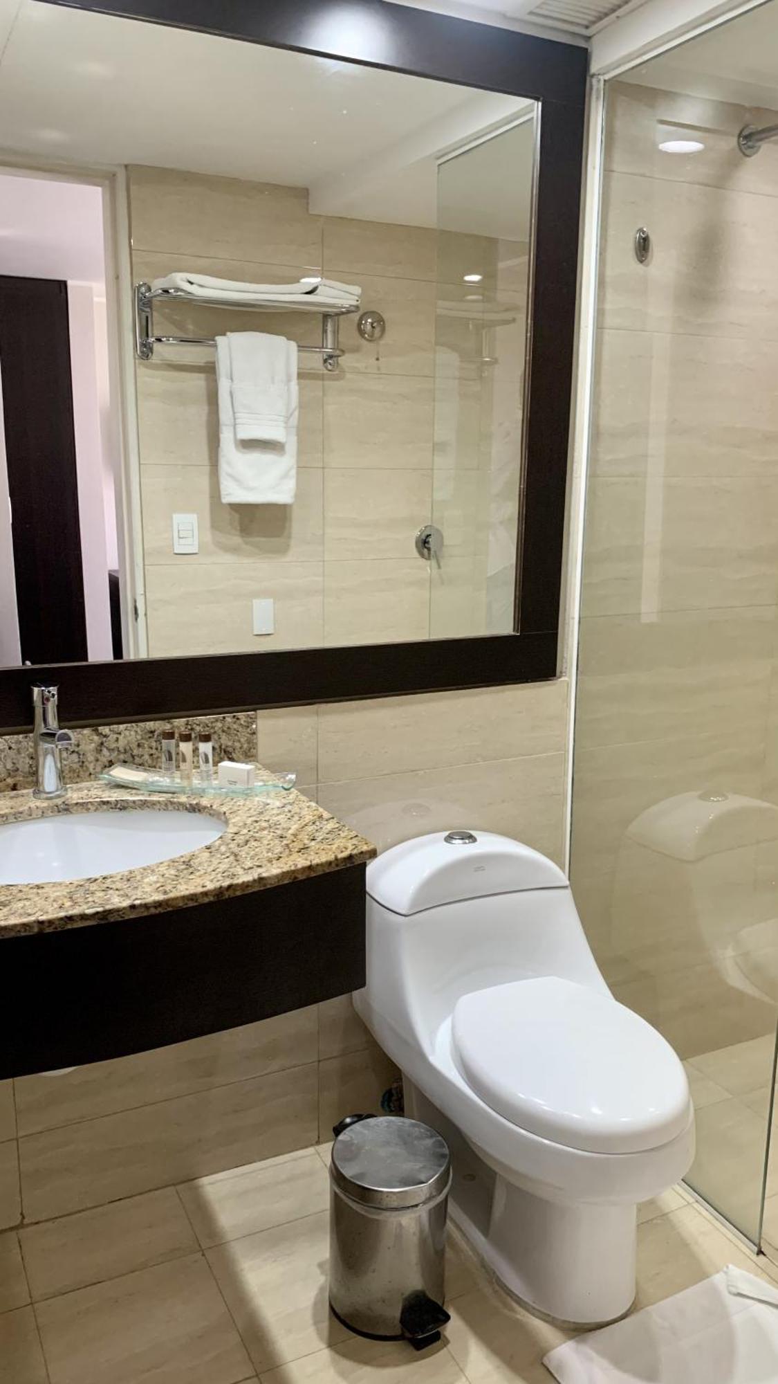 Hotel Chacao Suites Caracas Ngoại thất bức ảnh